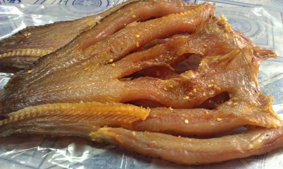 Khô cá lóc đồng- đặc sản Cần Thơ trong các nhà hàng