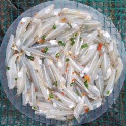 Bánh tráng cá cơm Gò Công